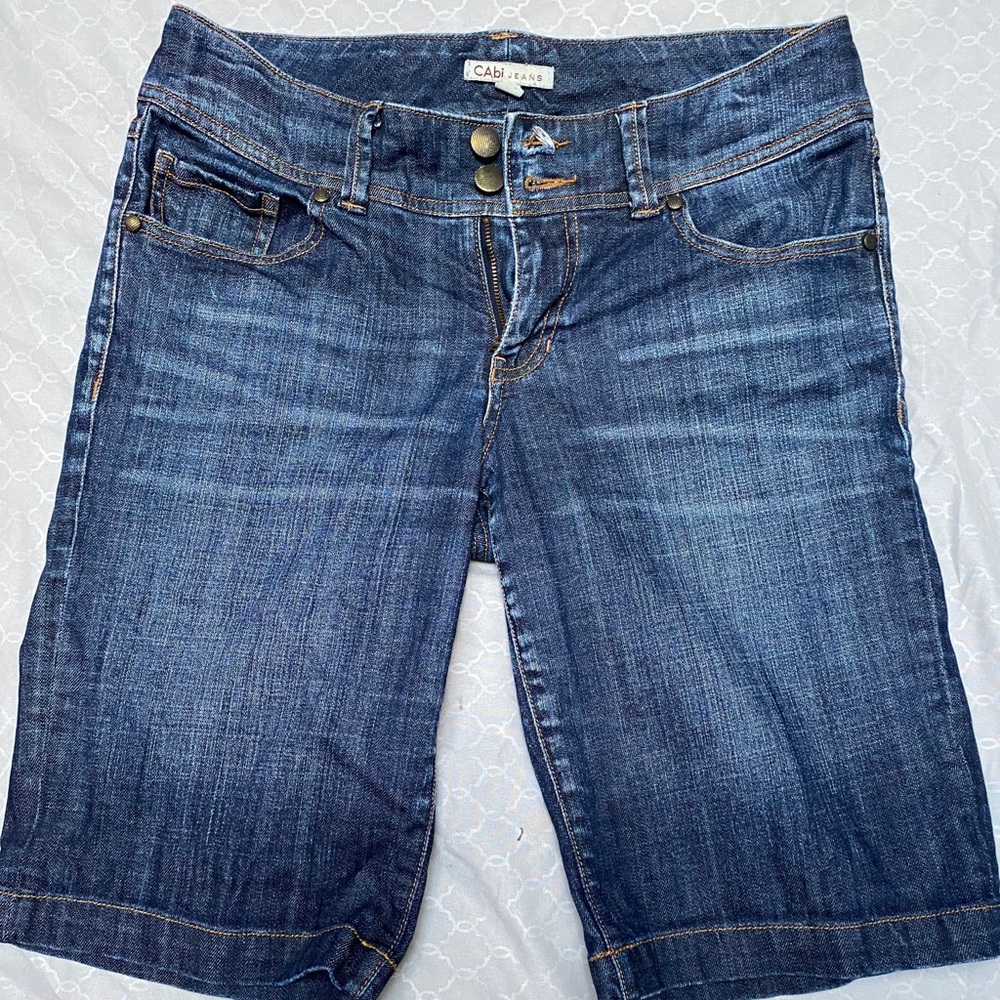 Cabi Bermuda denim shorts sz 6